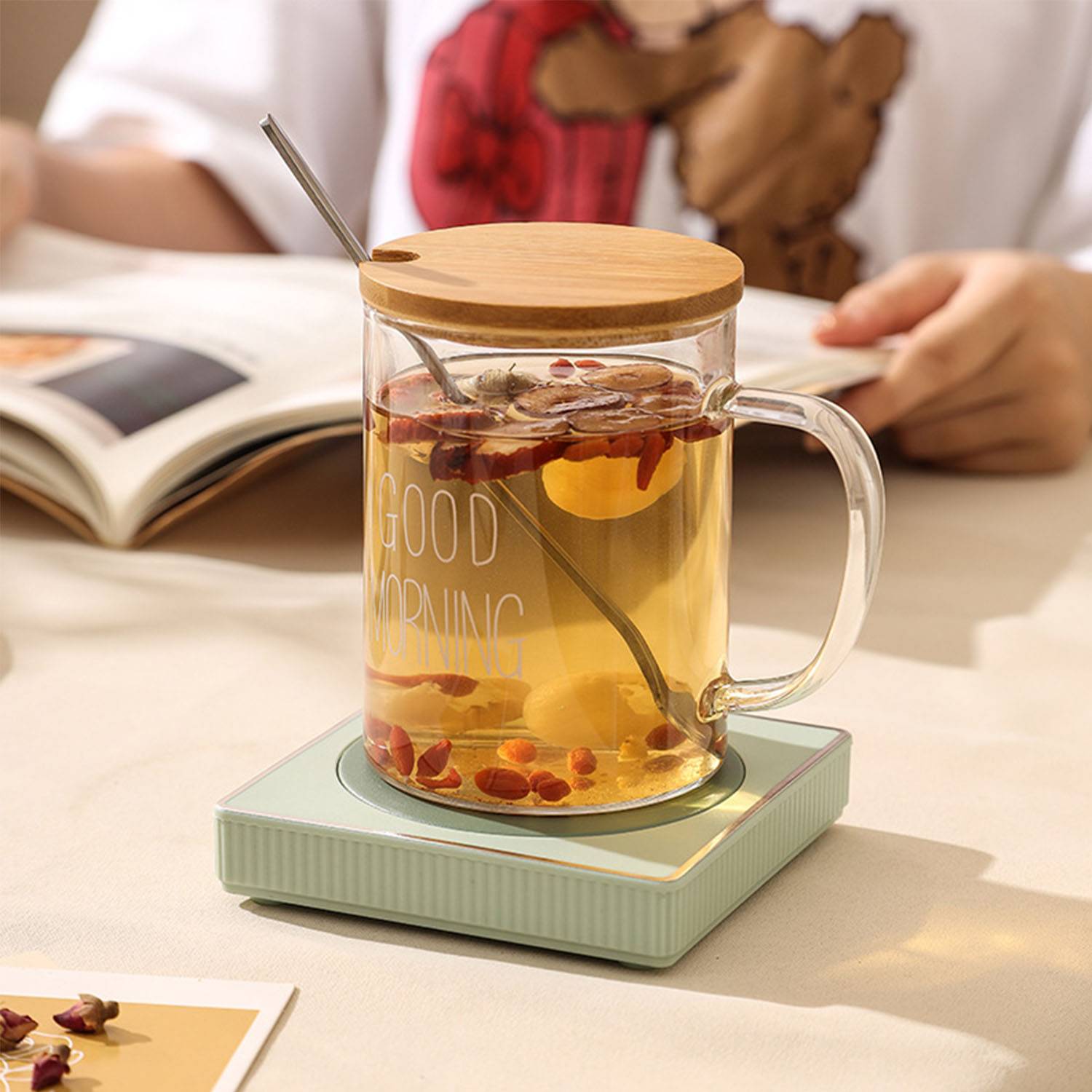 Coffee heating coaster with 55 degree constant temperature 2