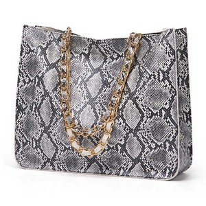 Snake Print Tote Bag With Stylish Design 2