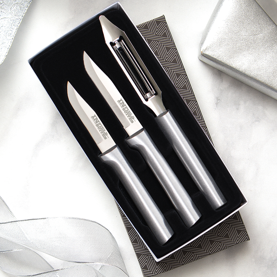 Kitchen Basics Gift Set w/ Silver Handle 6