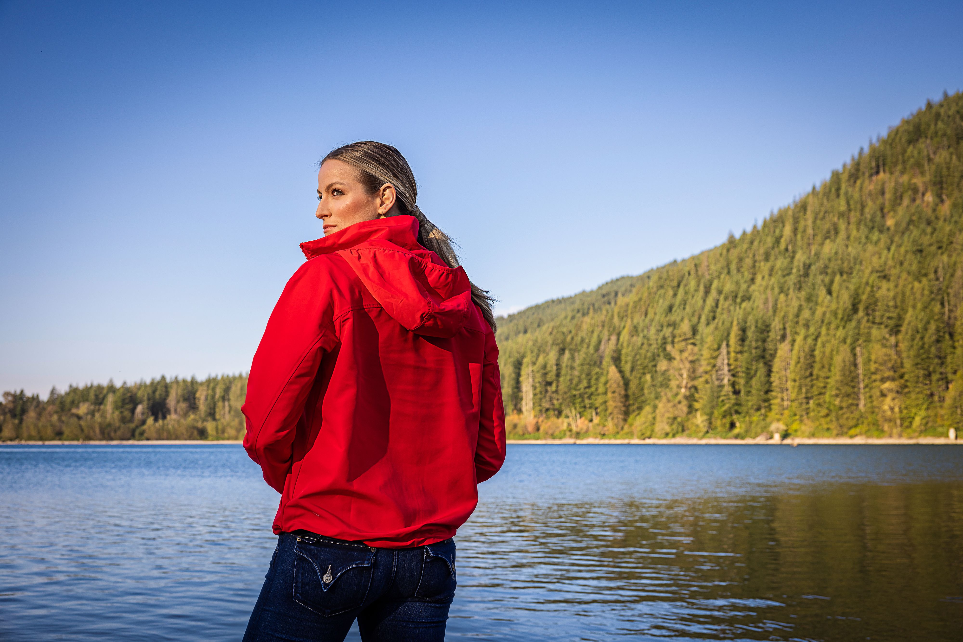 Cutter & Buck Charter Recycled Packable Womens Full Zip Jacket? 82