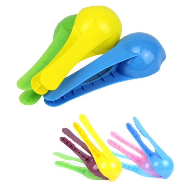 Pet Food Scoop and Clip 6