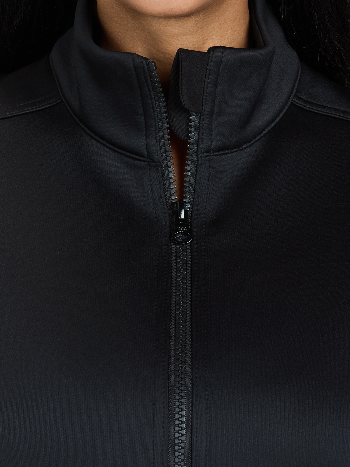koi - Essentials - Women's Three-Pocket Water Resistant Fleece Alia Vest 2