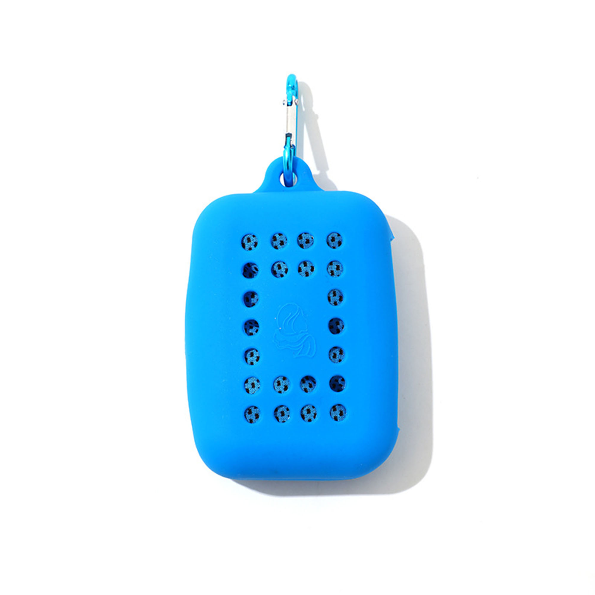 Breathable Cooling Towel in Silicone Pouch 5