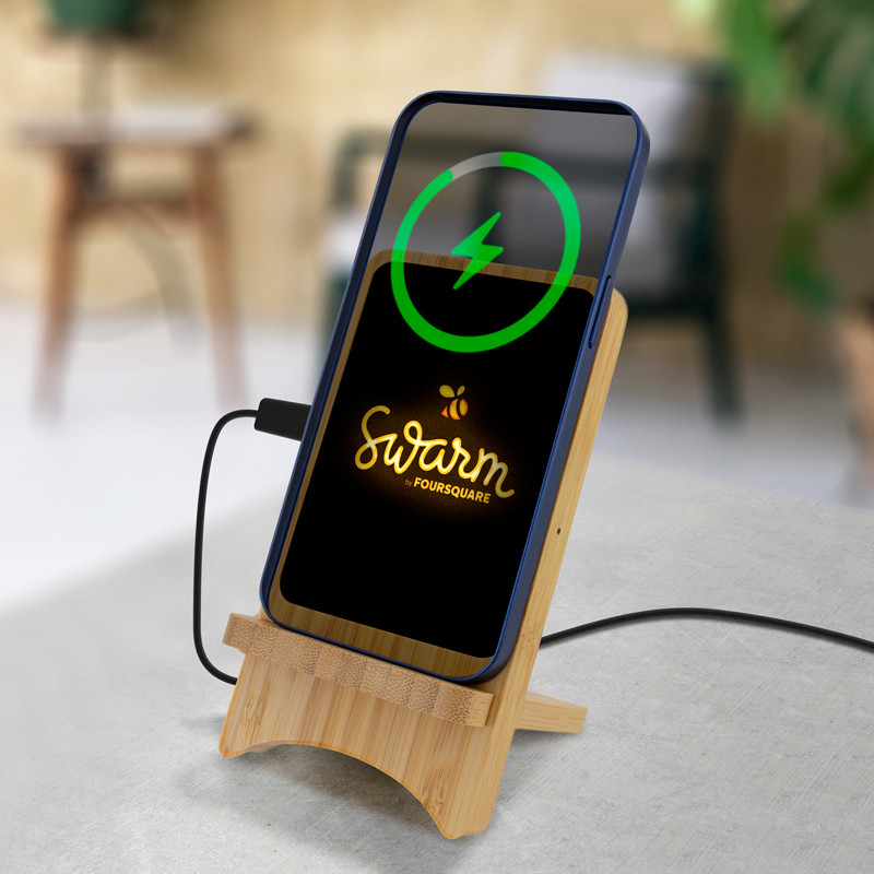 Chi Charge Bright - Bamboo Stand 3