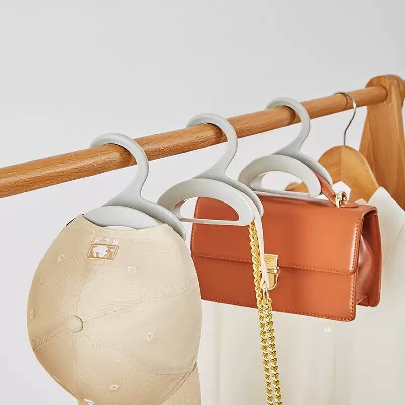 Bag Wardrobe Hanger 4