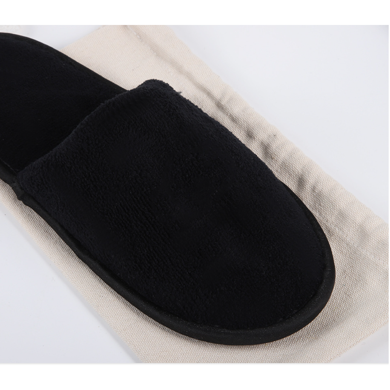 Black coral velvet hotel slippers 4