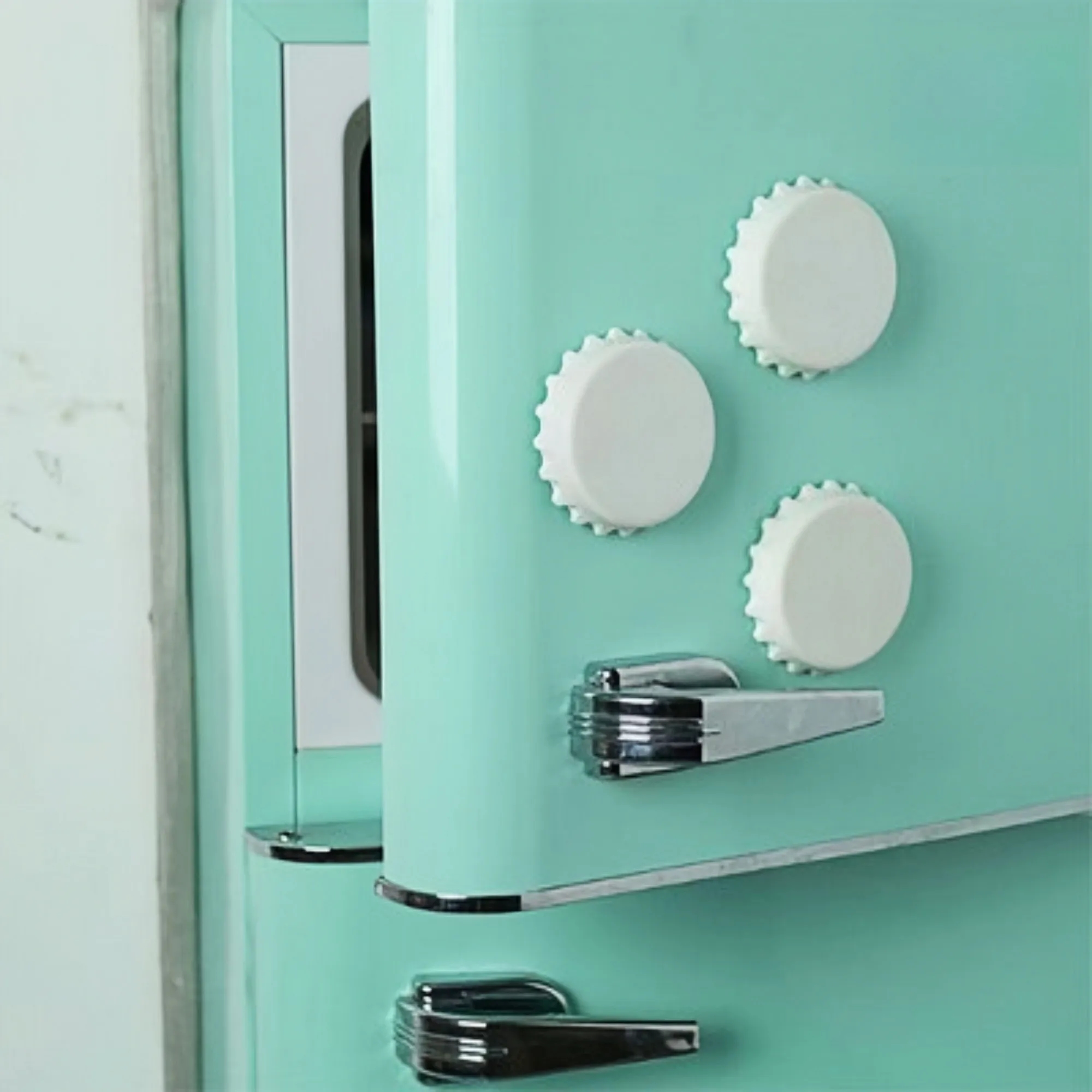 Beer bottle cap corkscrew, fridge magnet corkscrew 3