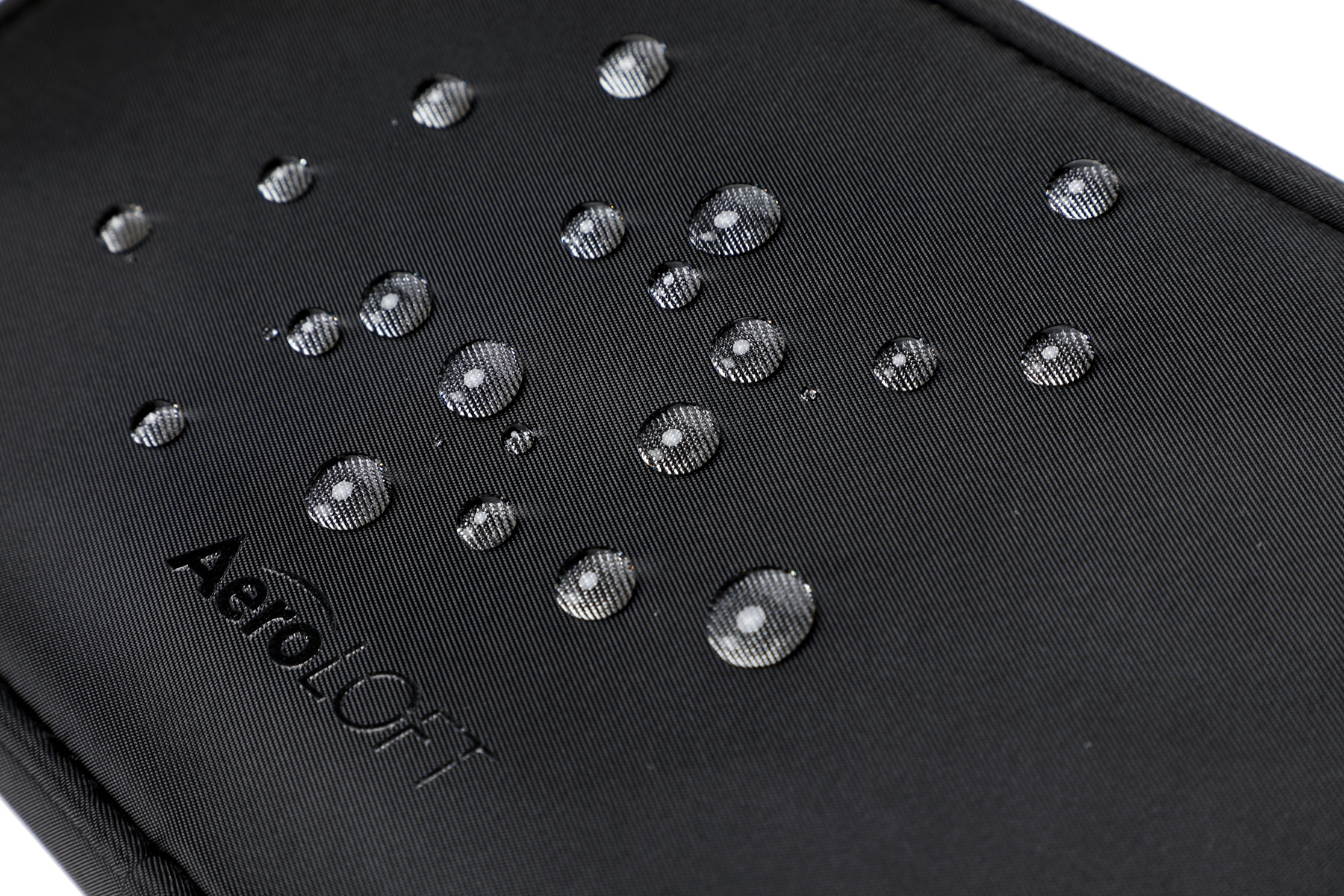 AeroLOFT® Universal Travel Pouch 6