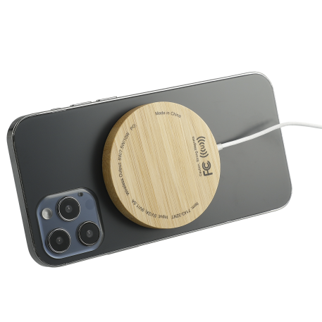 FSC® 100% Bamboo MagClick™ Fast Wireless Pad 3