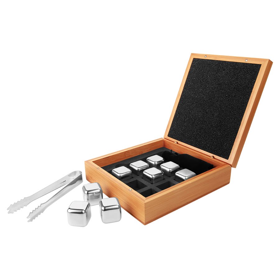 WHISKEY STONE SET IN BAMBOO CASE 2