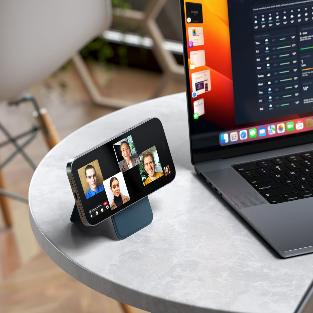 SATECHI® Magnetic Wallet Stand 4