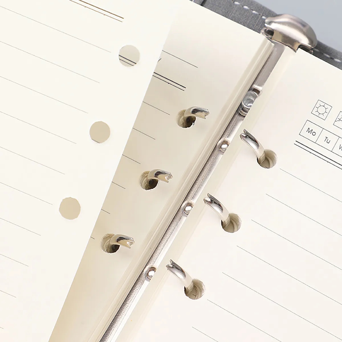 Wireless Charging Powerbank Notebook 3