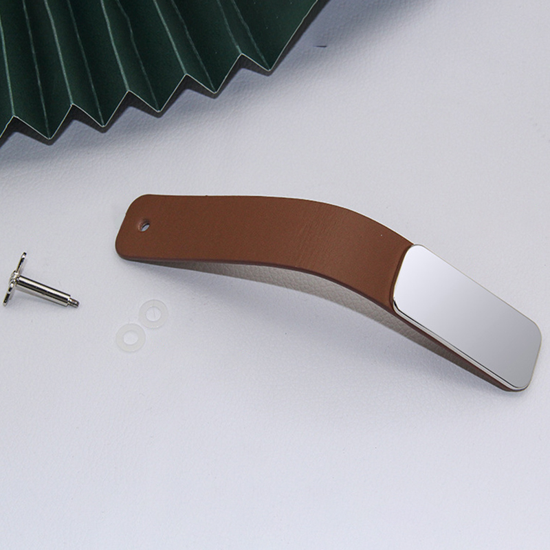 Leather Key Buckle with Metal Tag 8