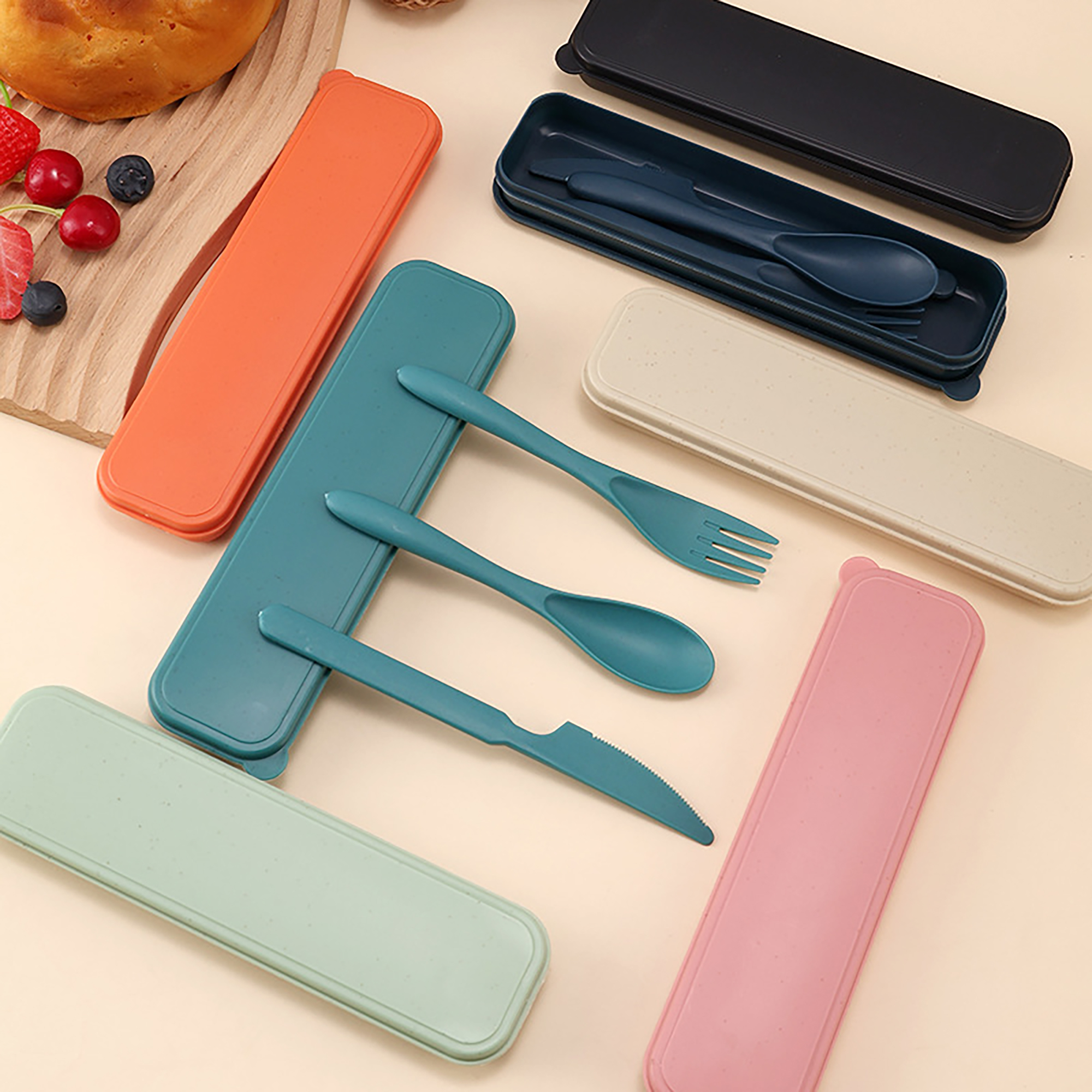 Eco-Friendly Wheat Straw Travel Cutlery Set 2