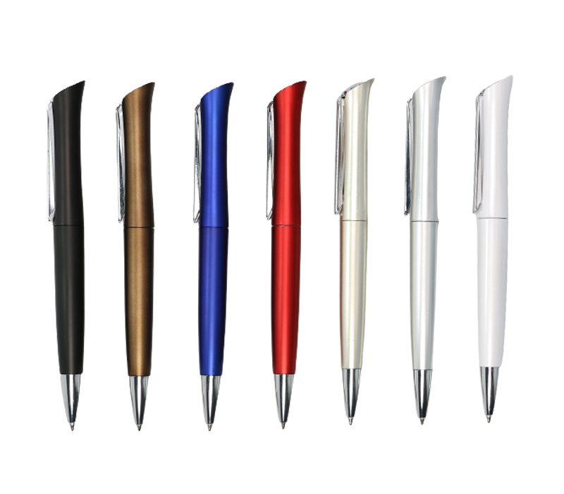 Crown Plastic Pen 4