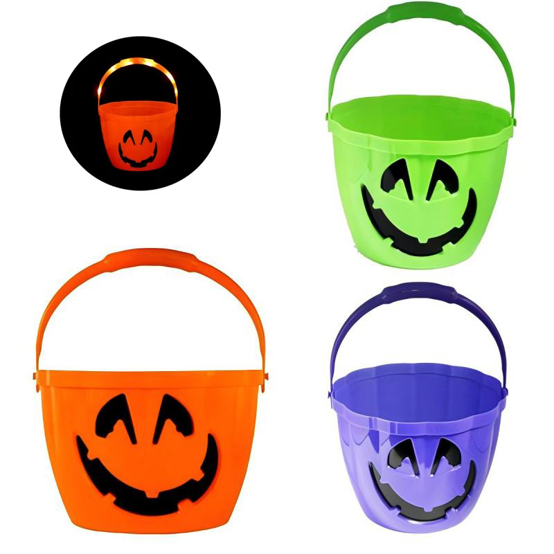 Halloween Plastic Pumpkin Bucket W/ Flashlight 1
