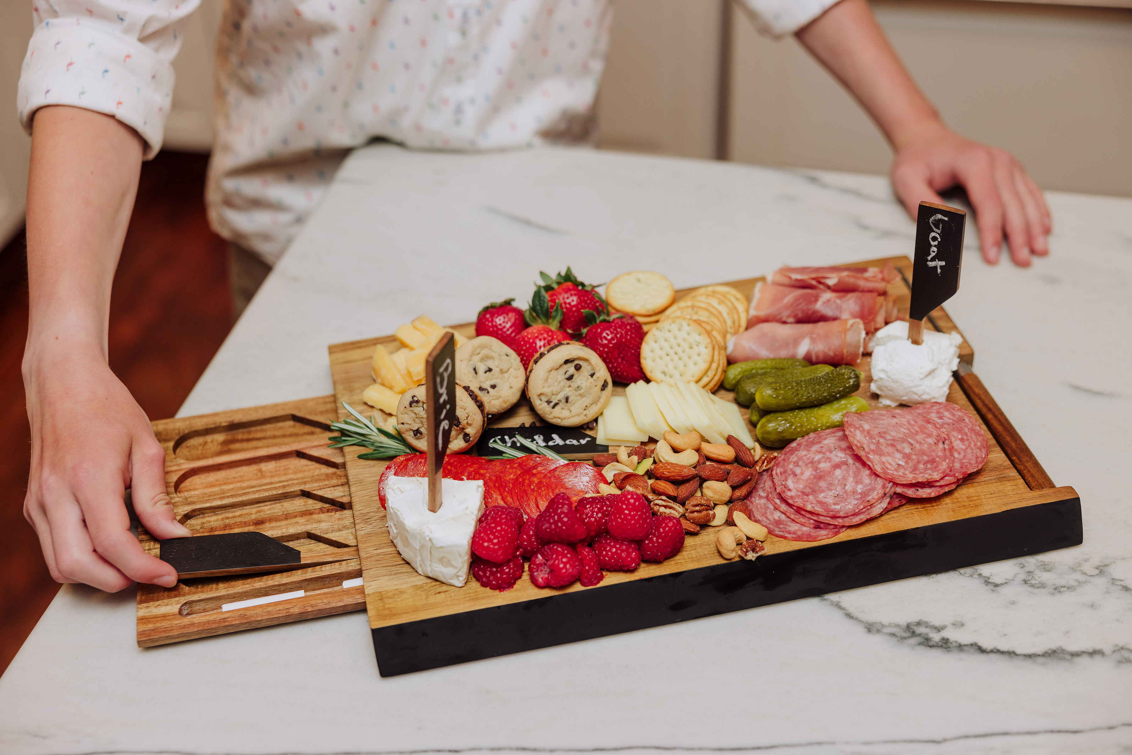 Formaggio Cheese Board and Tools Set 3
