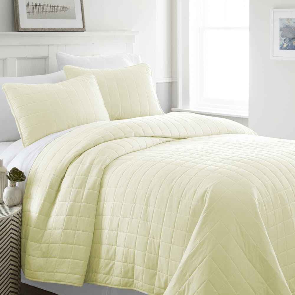 Quilted Coverlet Sets - Yellow King 3 Piece 2
