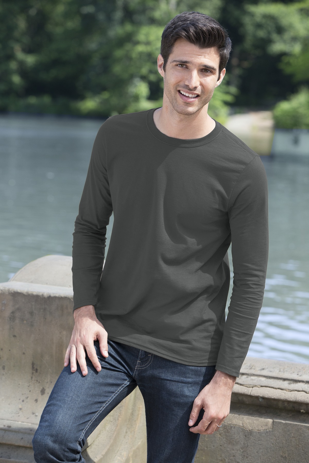 Gildan Softstyle Long Sleeve T-Shirt. 64400 15