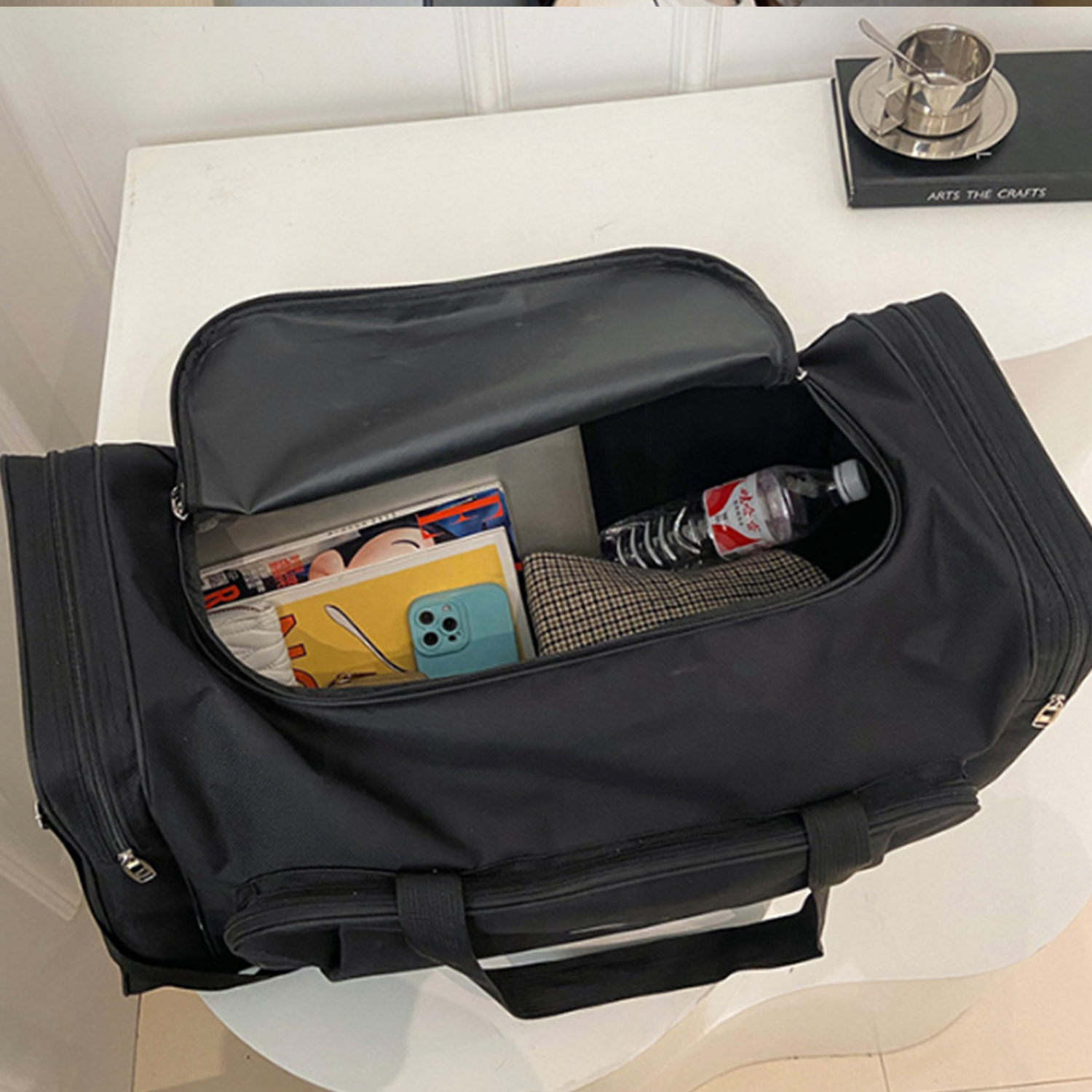 Spacious Handheld Luggage Bag 4