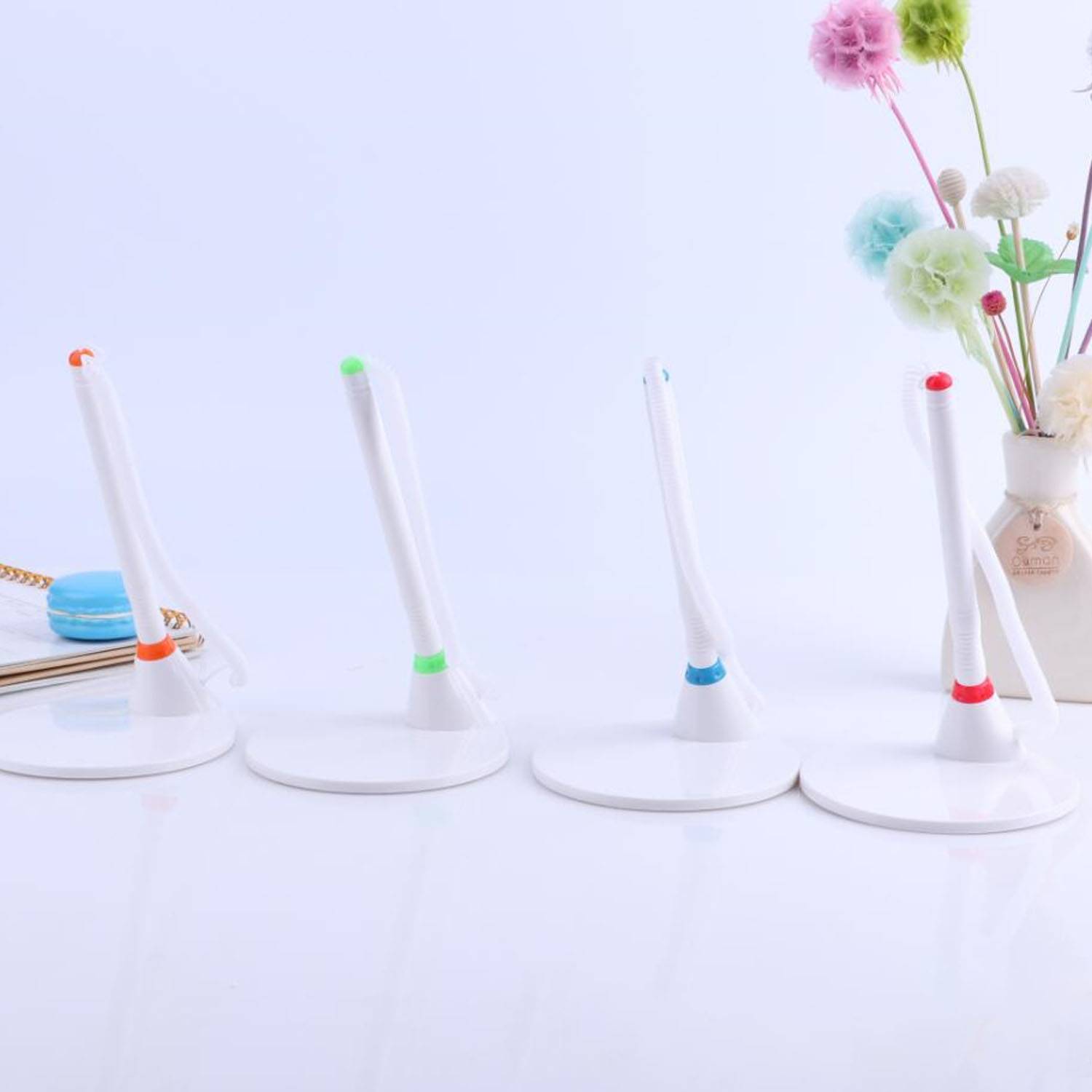 Reception Ballpoint Pen Stand 2