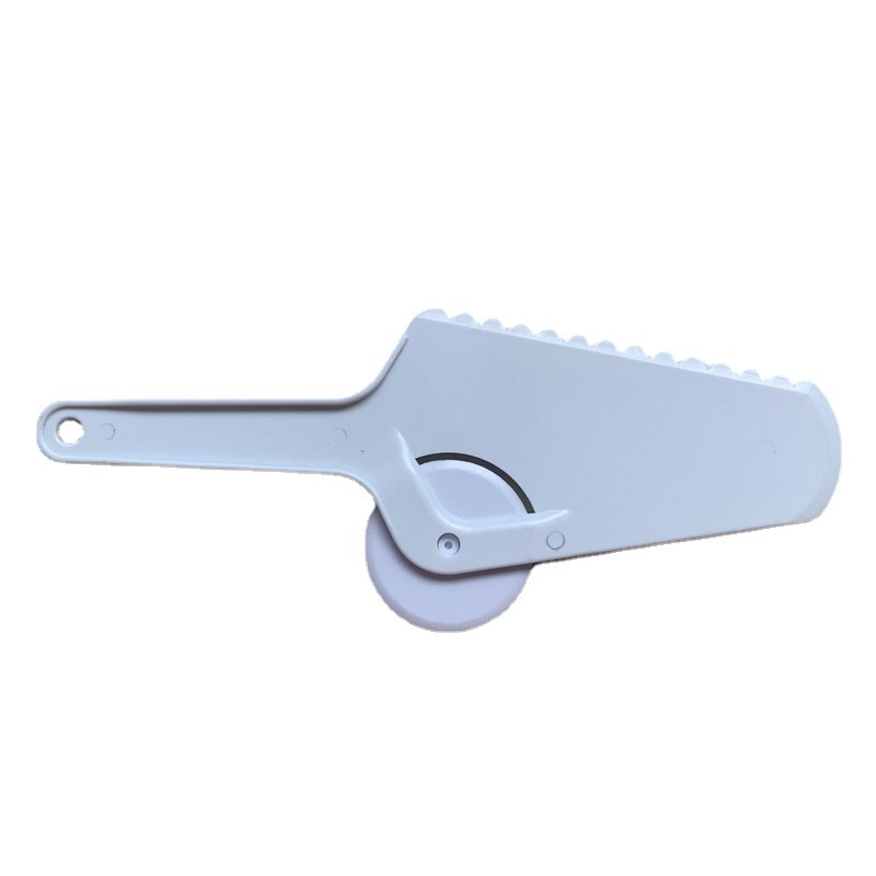 Plastic Pizza Cutter Wheel and Server 4