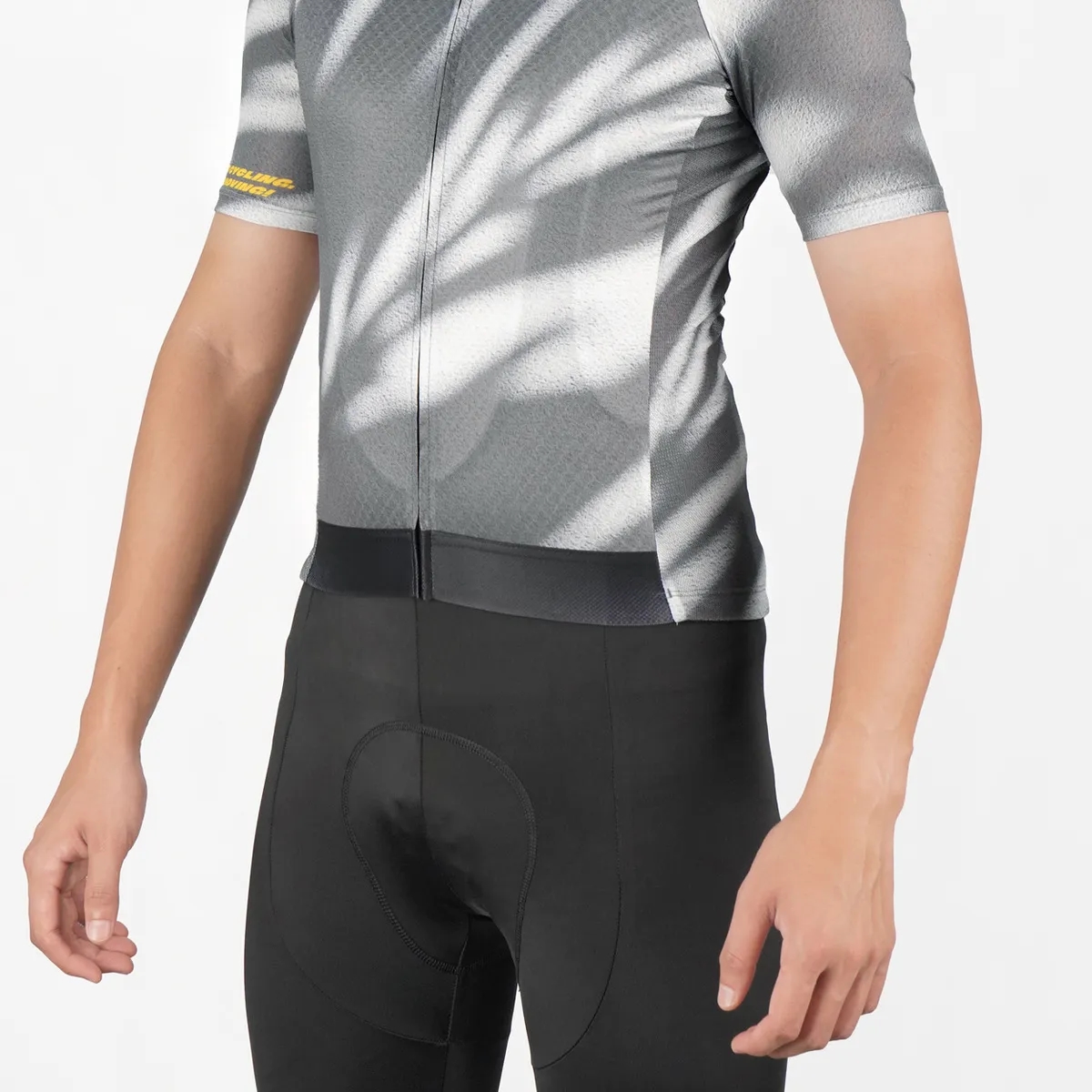 Short-Sleeve Cycling Jersey And Bib Shorts Set 5