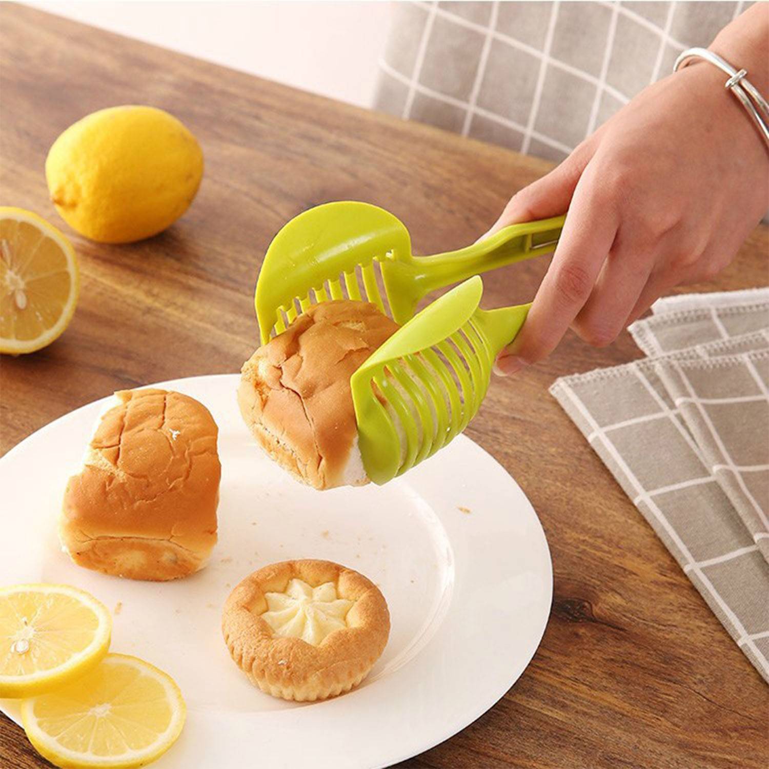 Plastic Lemon Slicer Holder 5