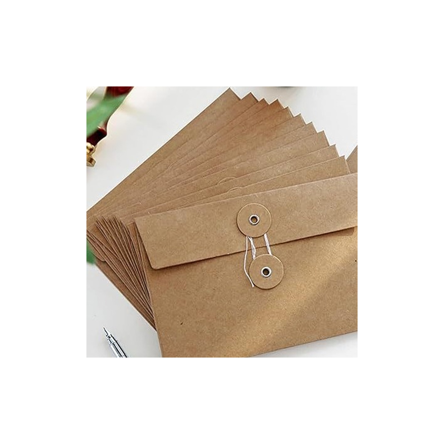 Expandable Folder with Flap and 12 Monthly Pockets 2