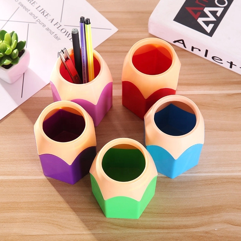 Pen Holder Calendar 2
