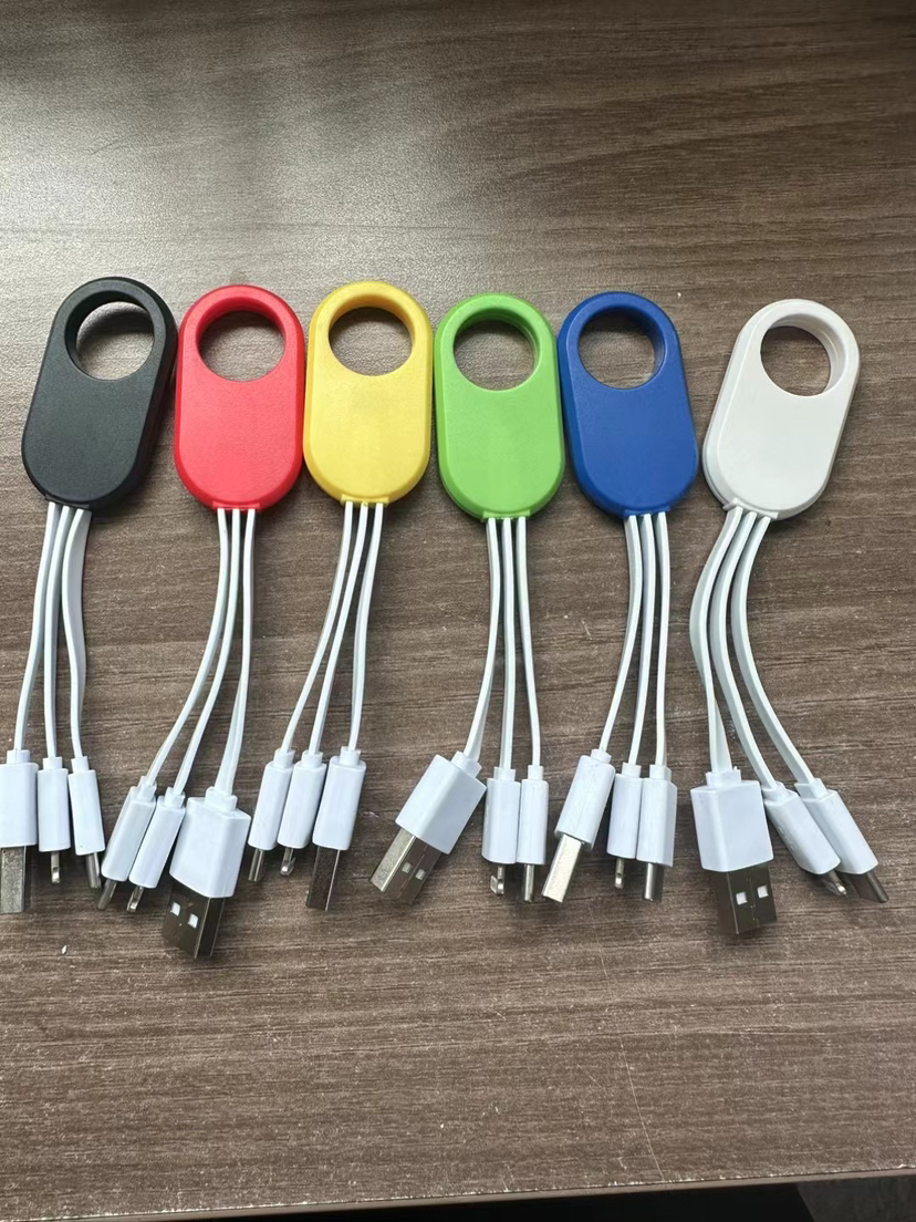 3-in-1 Cell Phone Charging Cable with Type C Adapter and Carabiner Type Spring Clip 2
