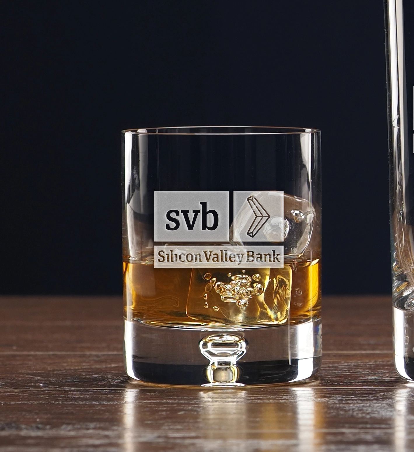 Deluxe On the Rocks Glass 2