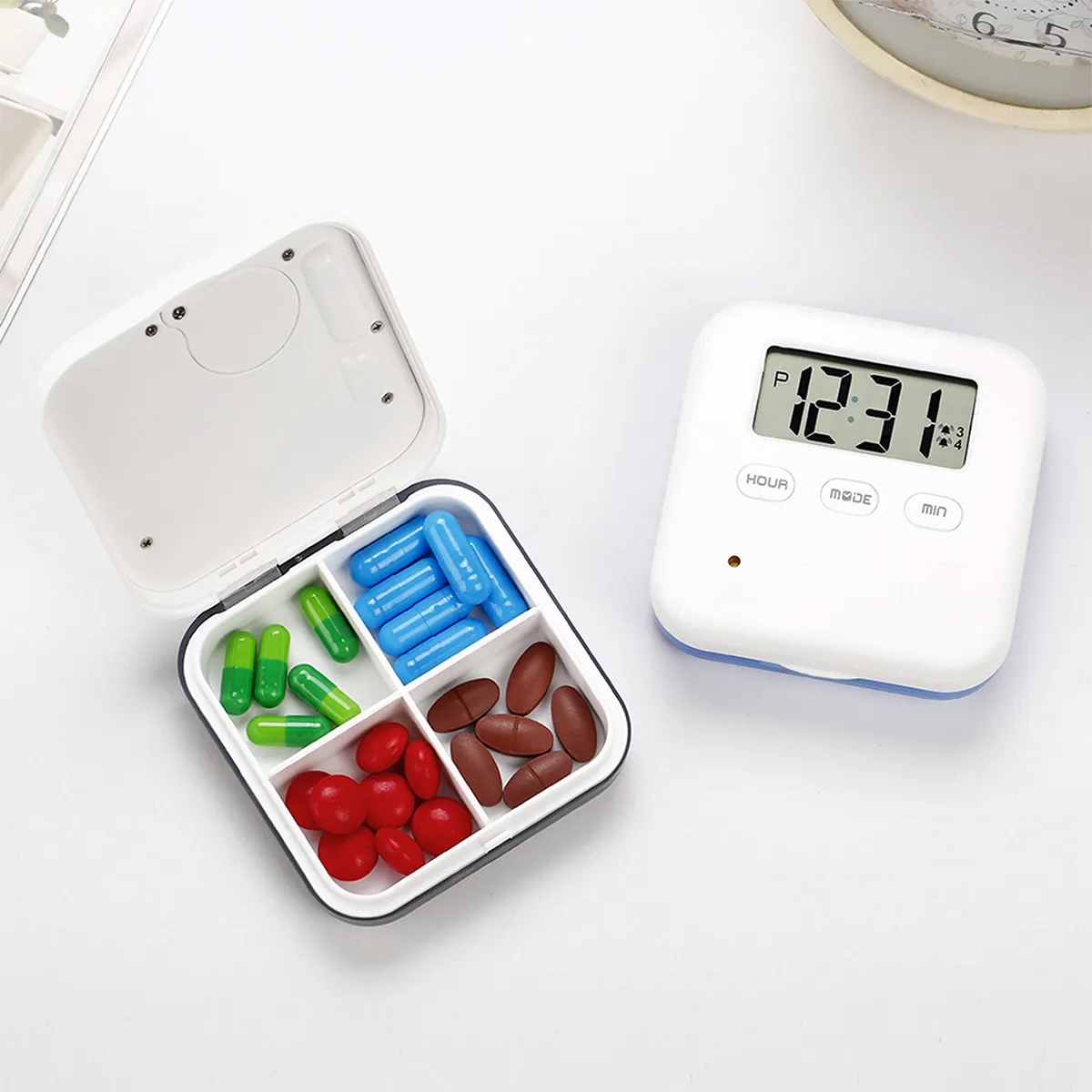 Portable Electronic Intelligent Timed Reminders Pill Boxs 4