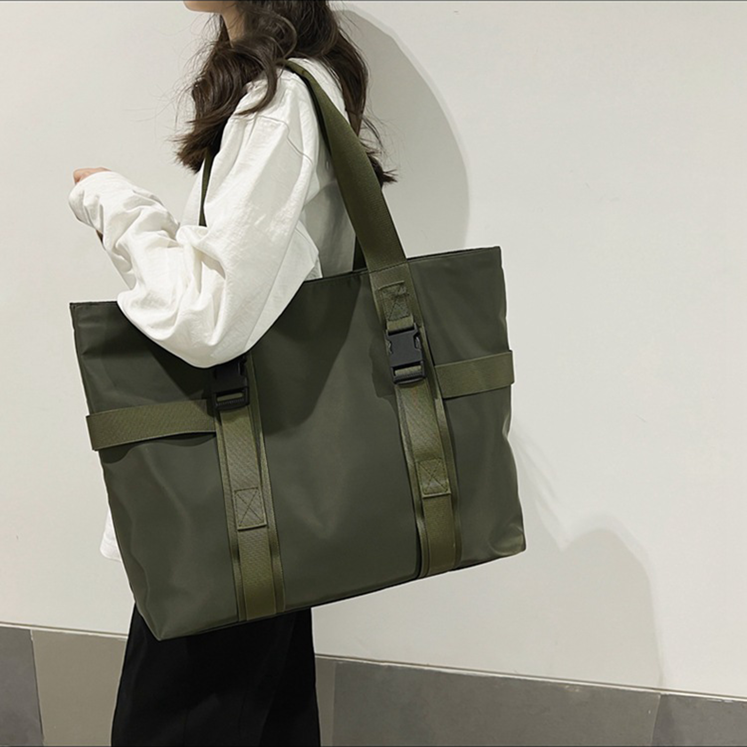Travel Tote Bag 8