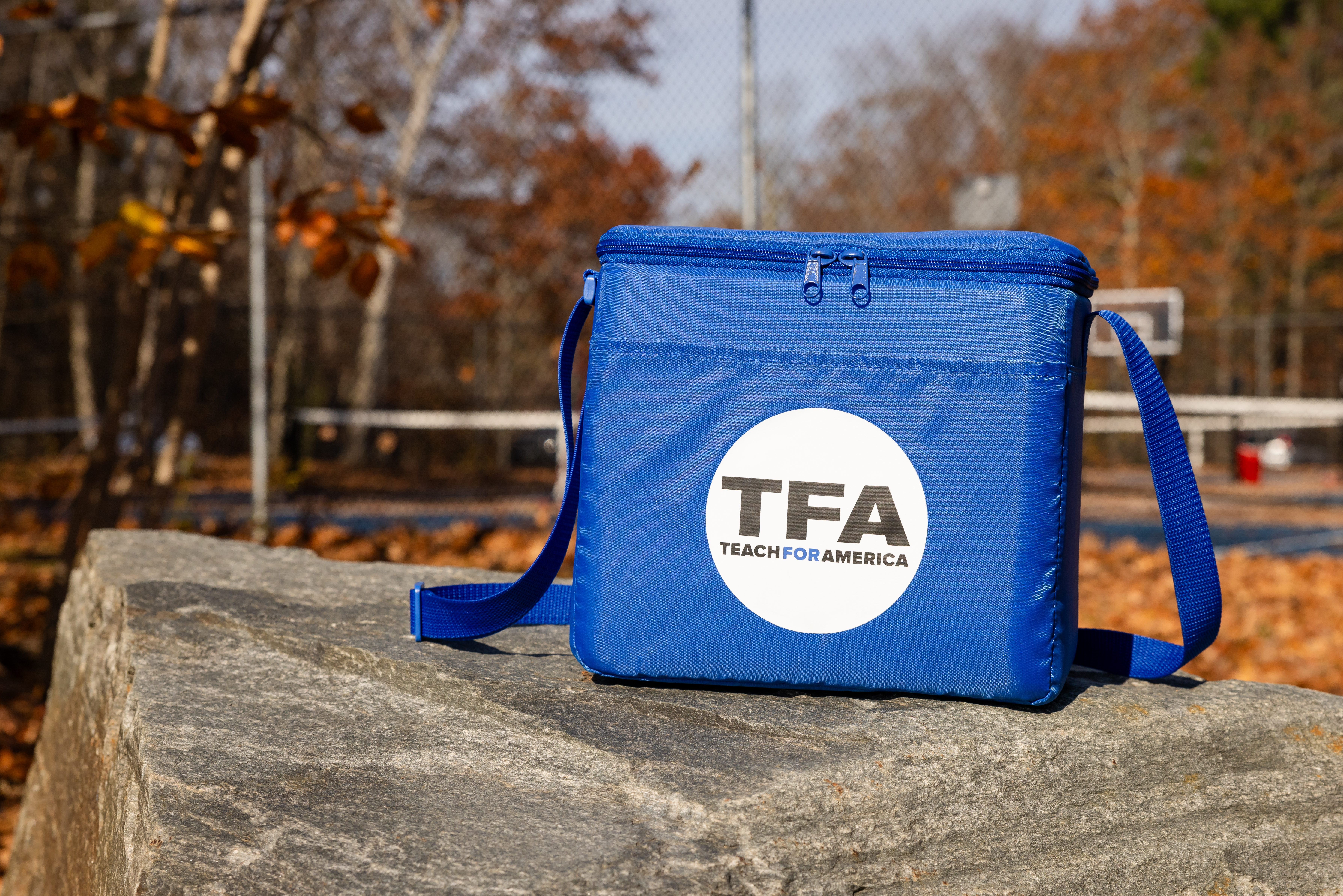 Arlo Recycled rPET 9 Can Box Cooler 3