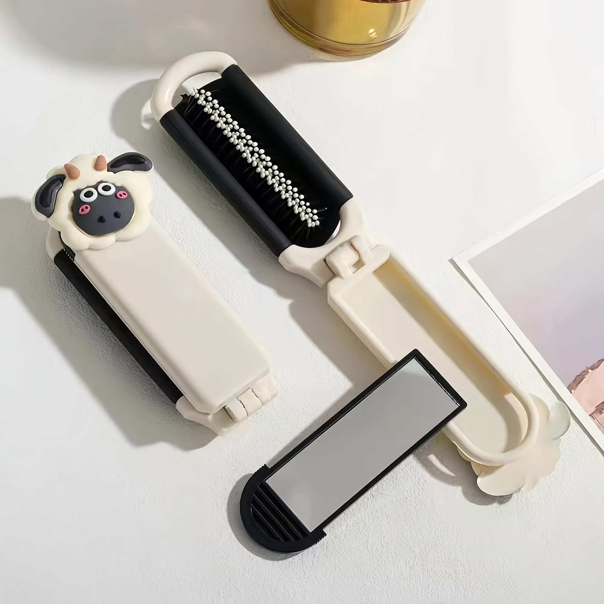 Premium Foldable Mirror Comb With Air Cushion Massage 5