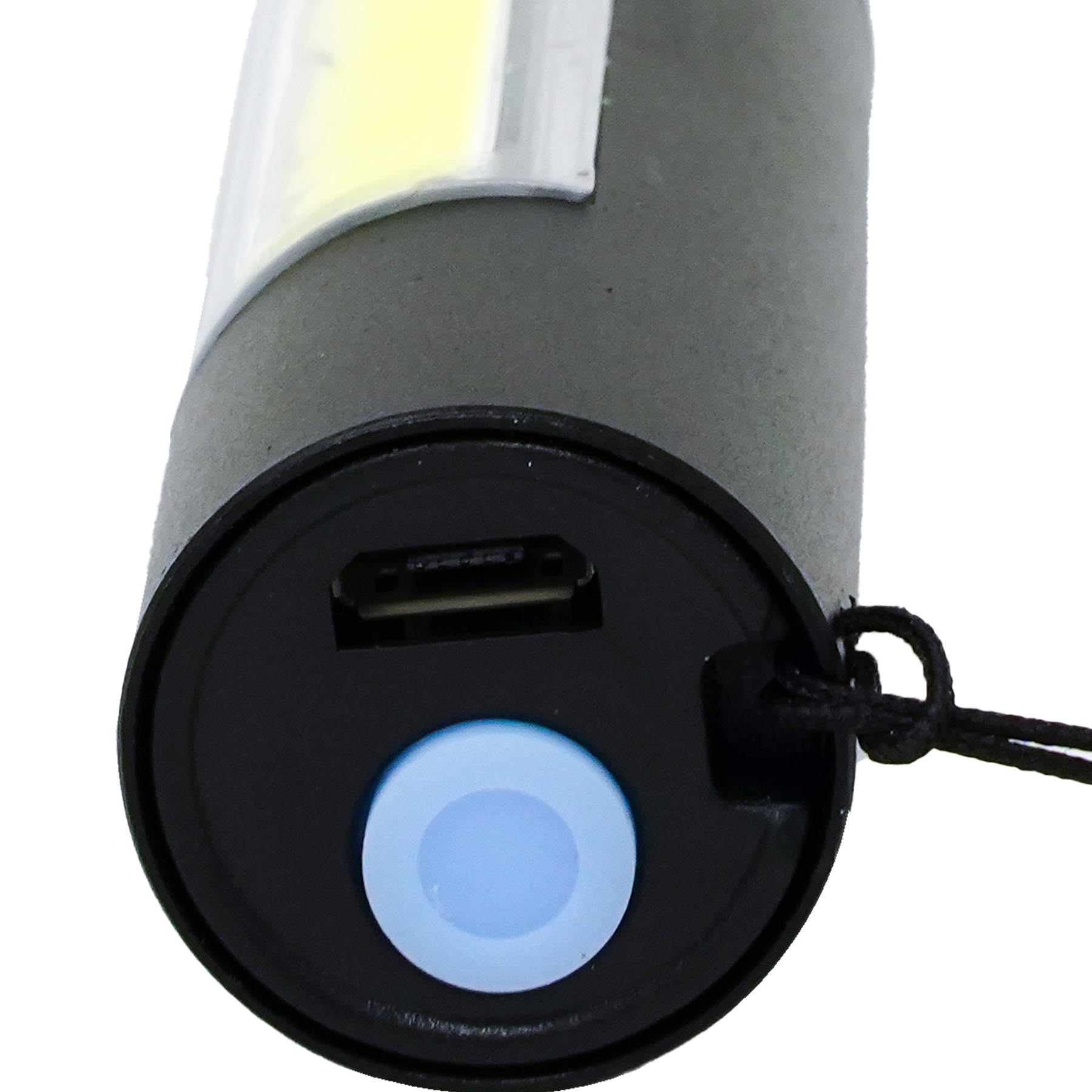 reNew Rechargeable Flashlight 14