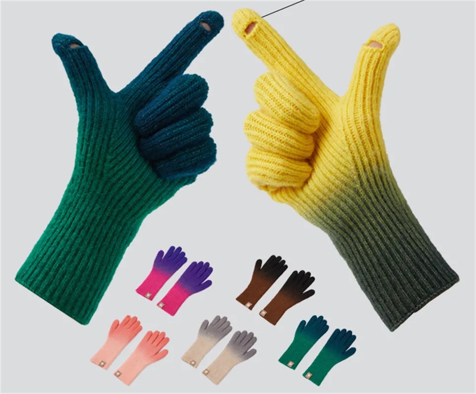 Women's Knitted Gloves 4