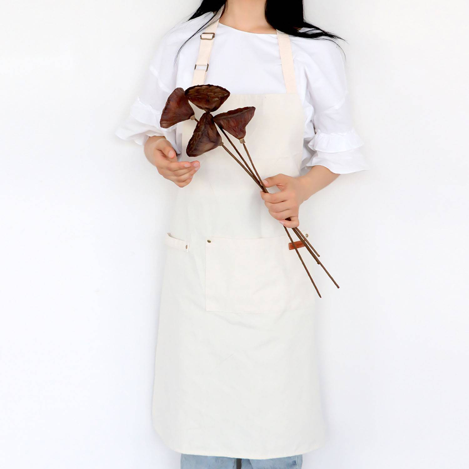 Canvas Apron with Front Pocket 3