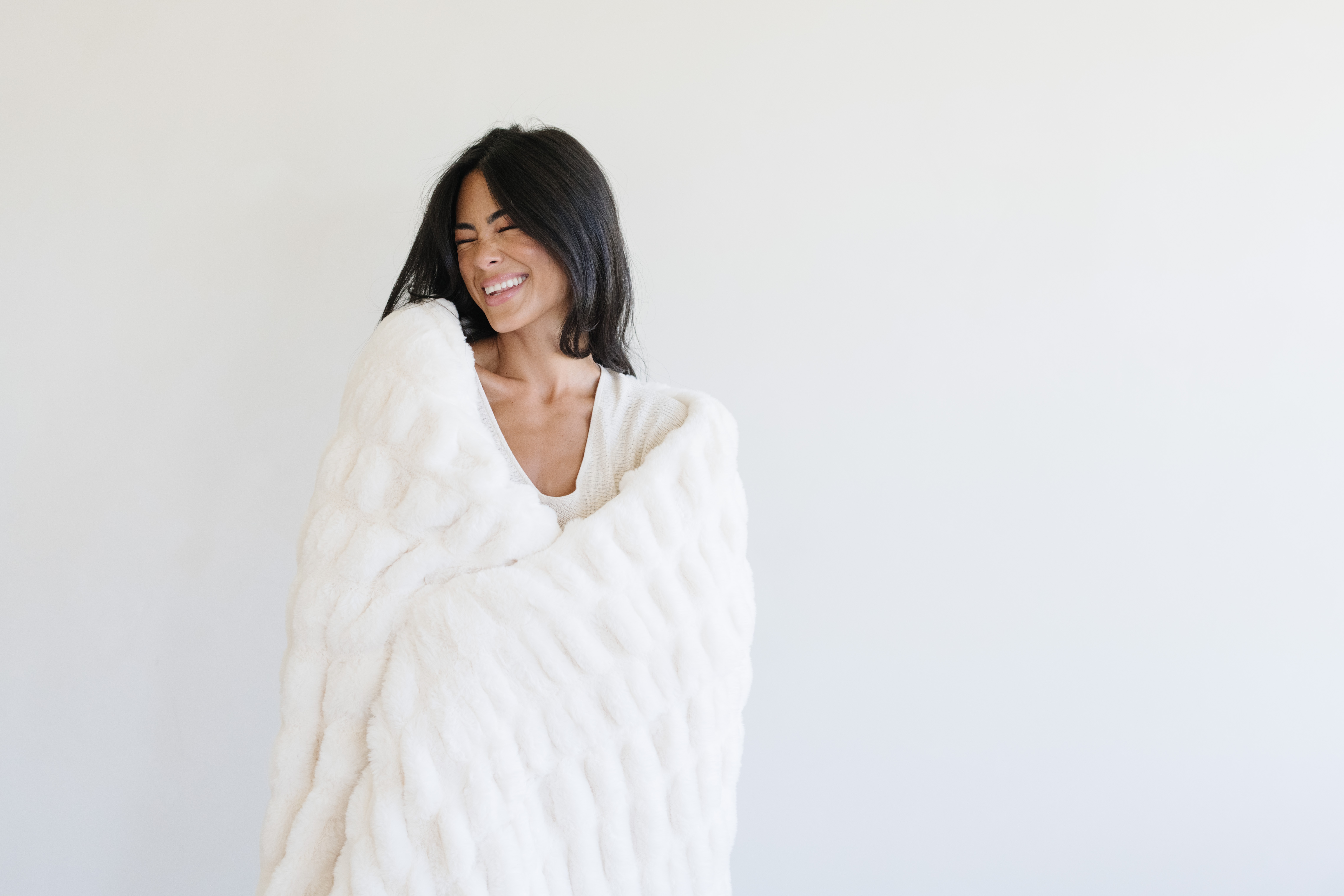 Double Ruched Snow-XL Luxury Blanket (60x80) 2