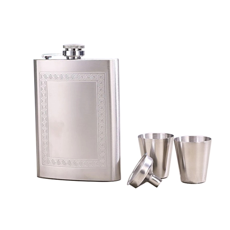 8oz Hip Flask Gift Set 2