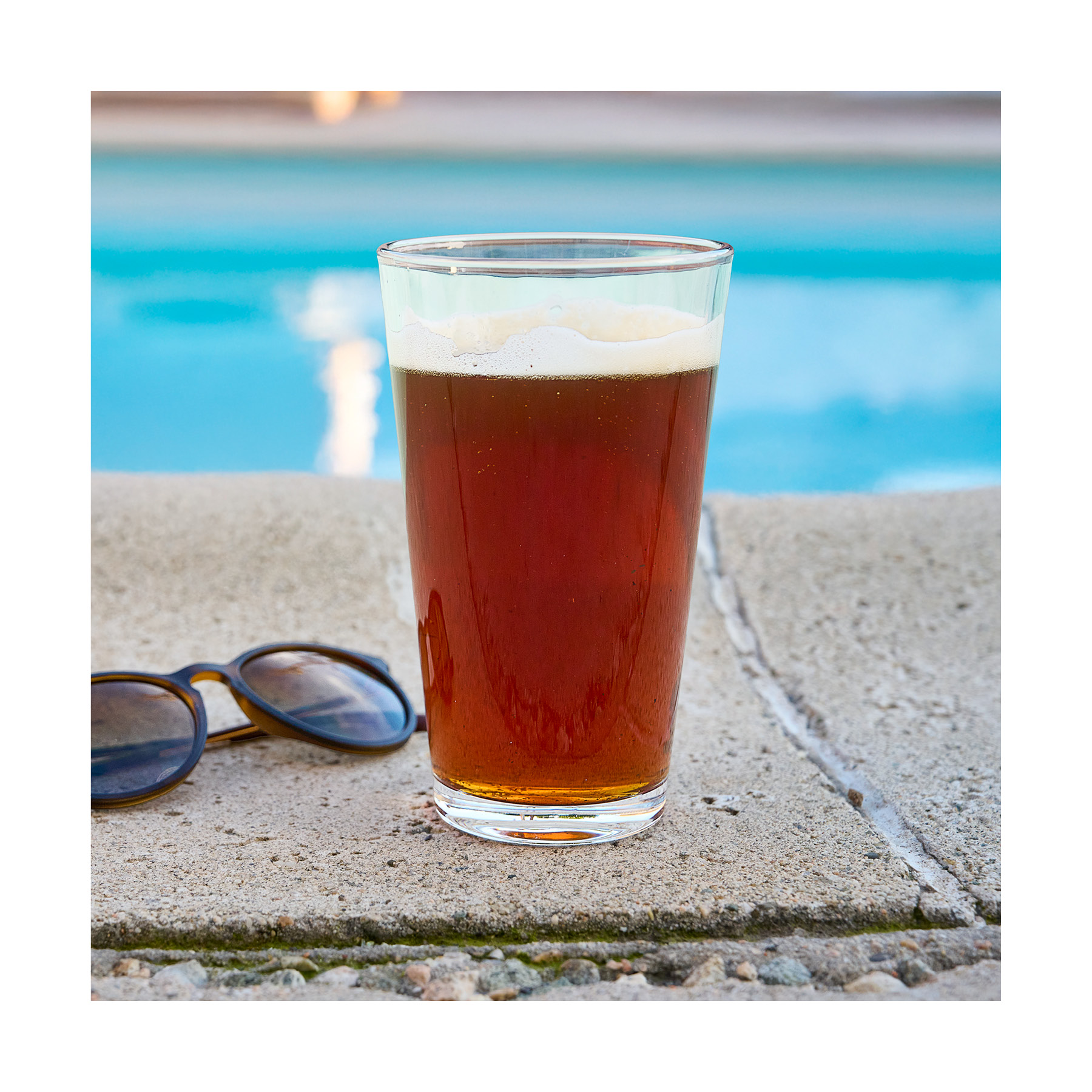 Wellington Kingston 16 oz. Beer Pint Glass 13