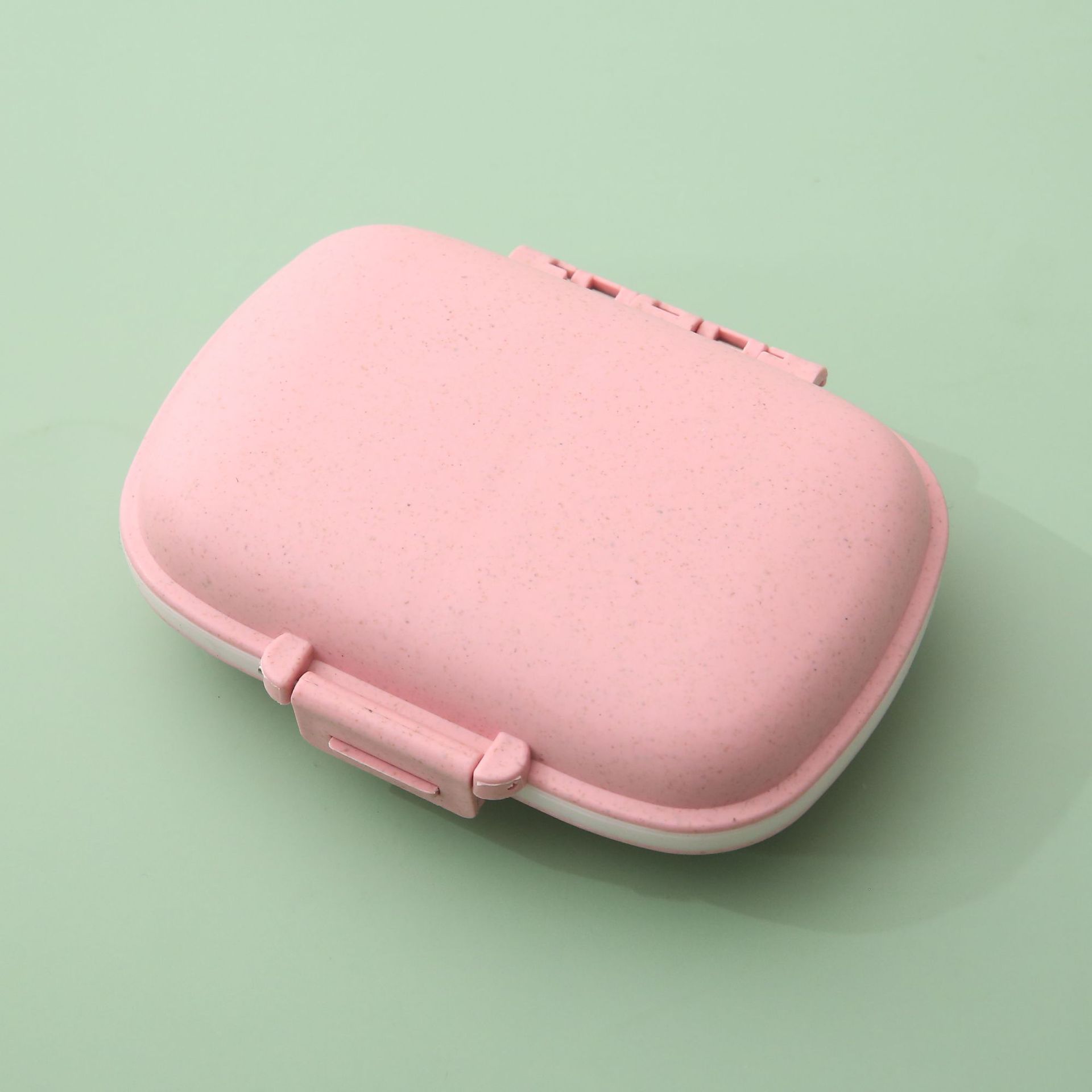 8 Compartments Wheat Straw Portable Daily Pill Organizer 5