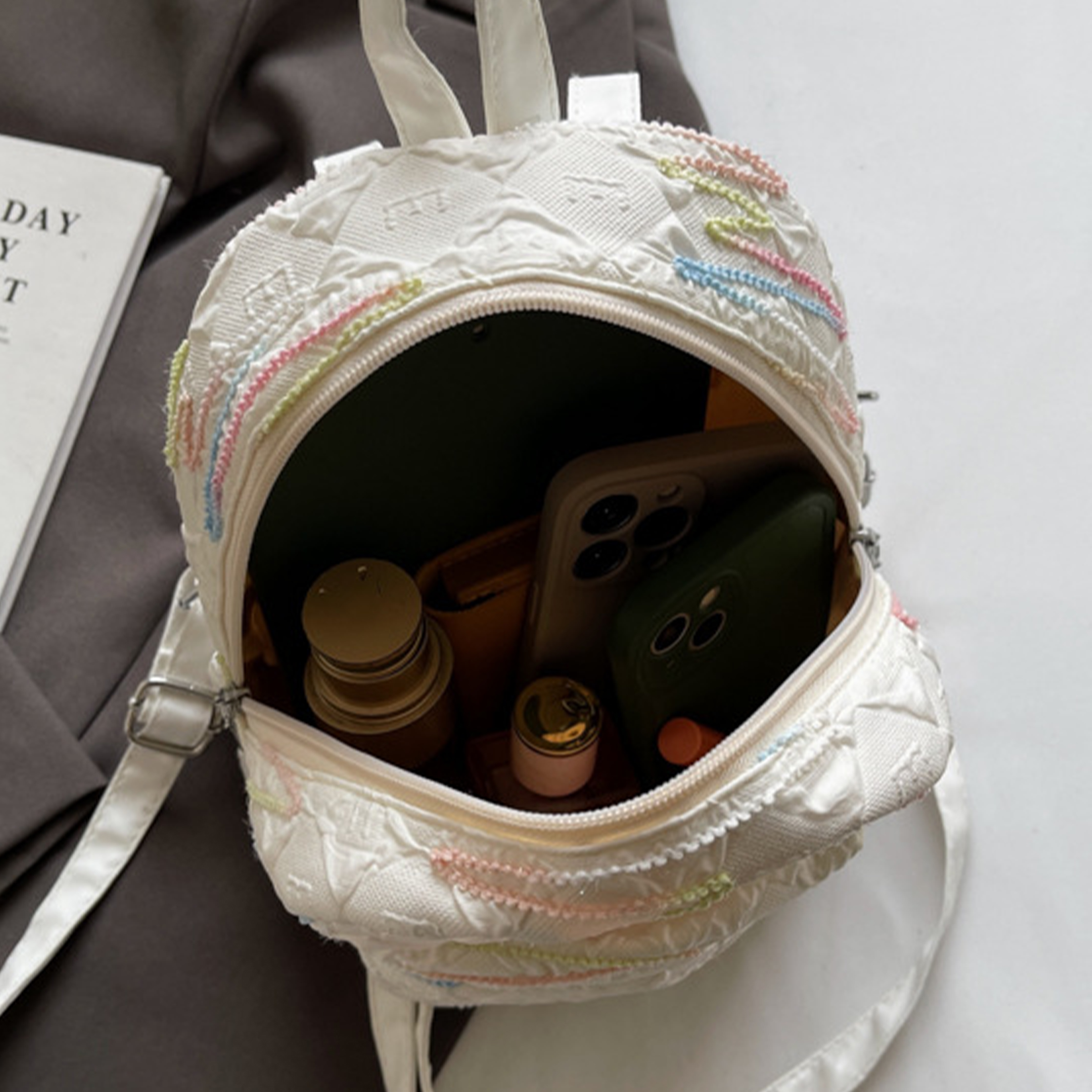 Polyester Simple And Stylish Backpack 4