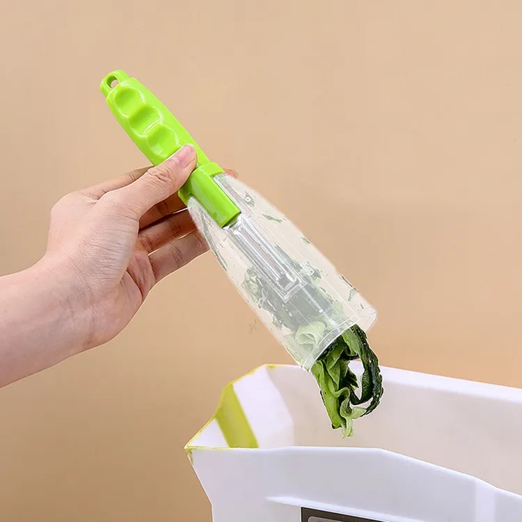 Vegetable Peeler With Container 3