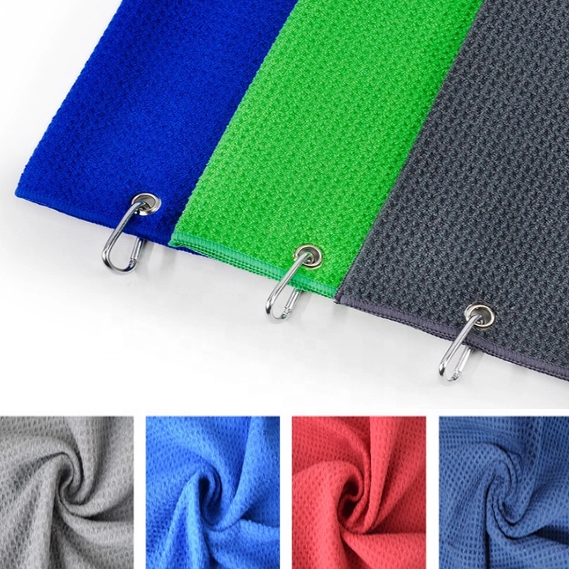 Microfiber Golf Towel with Carabiner 1