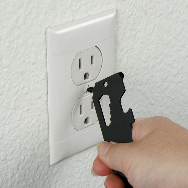 Spark Multi-Tool with Light 9