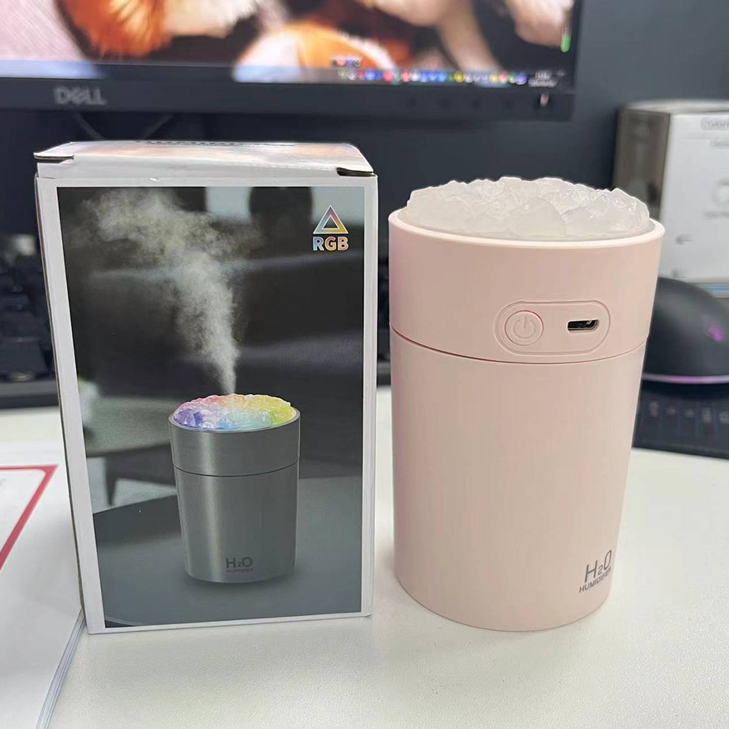 Compact 7.4Oz Usb Rechargeable Humidifier W/ Led Lights 2