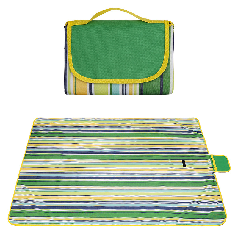 The Roll-up Picnic Blanket 18