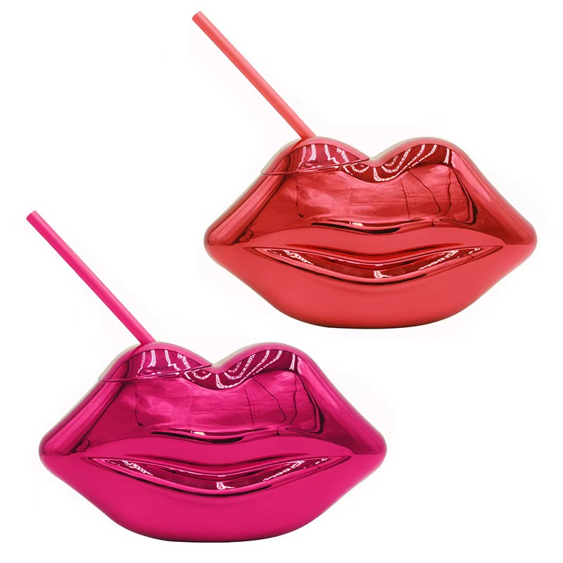 Lip Shaped Cup With Straw 2
